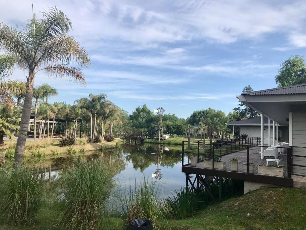 La Posada Multiespacios Dique Luján Esterno foto